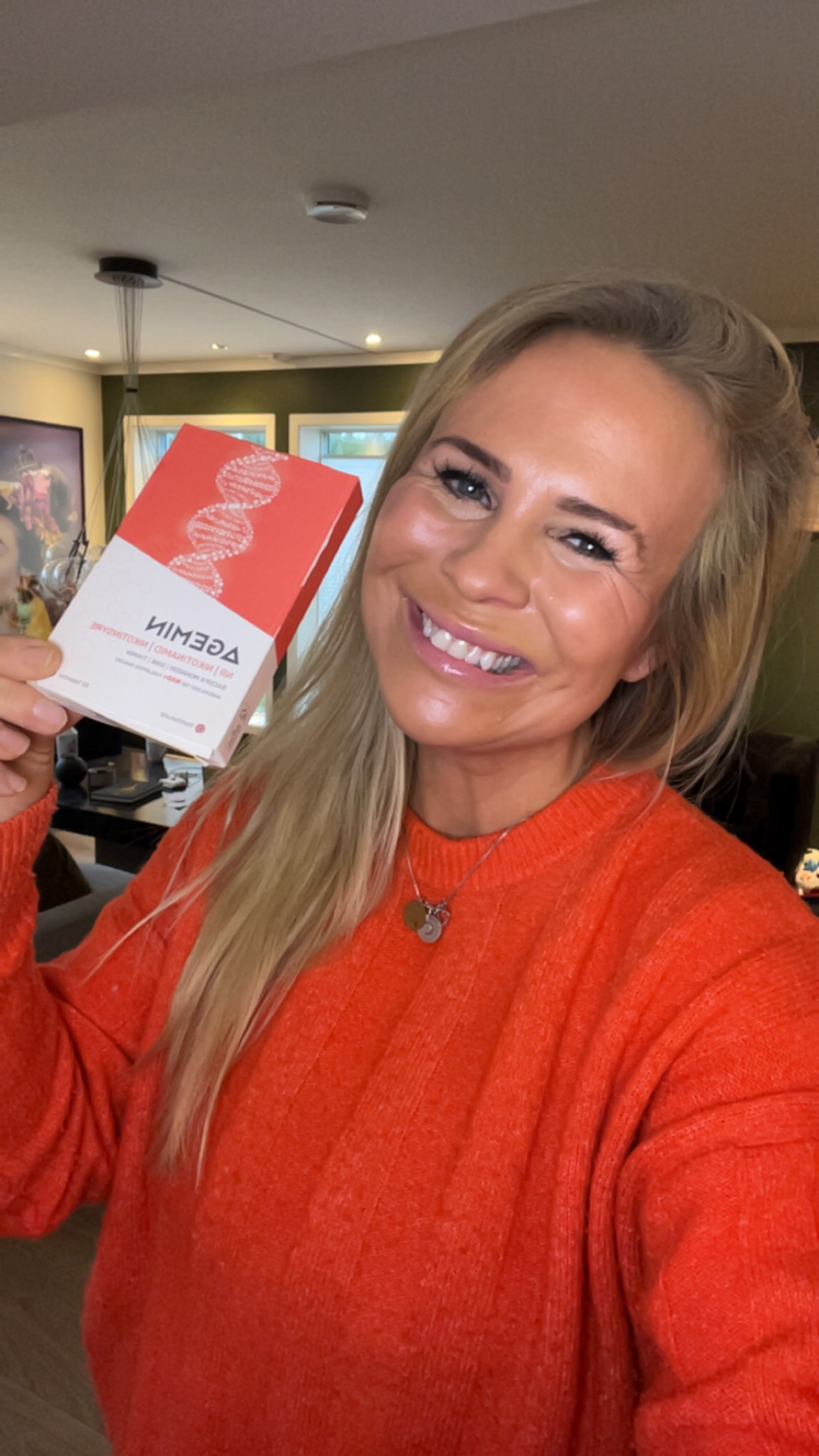 CjYKMlNuYXBjaGF0LzEzLjY3LjAuNTQgKGlQaG9uZTE0LDI7IGlPUyAxOC42LjI7IGd6aXApIAE=